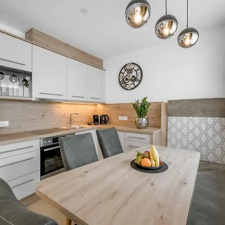 Holzknecht Apartament Längenfeld