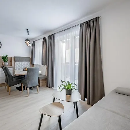 Holzknecht * Langenfeld